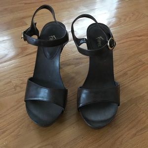 Brown wooden sandal heels